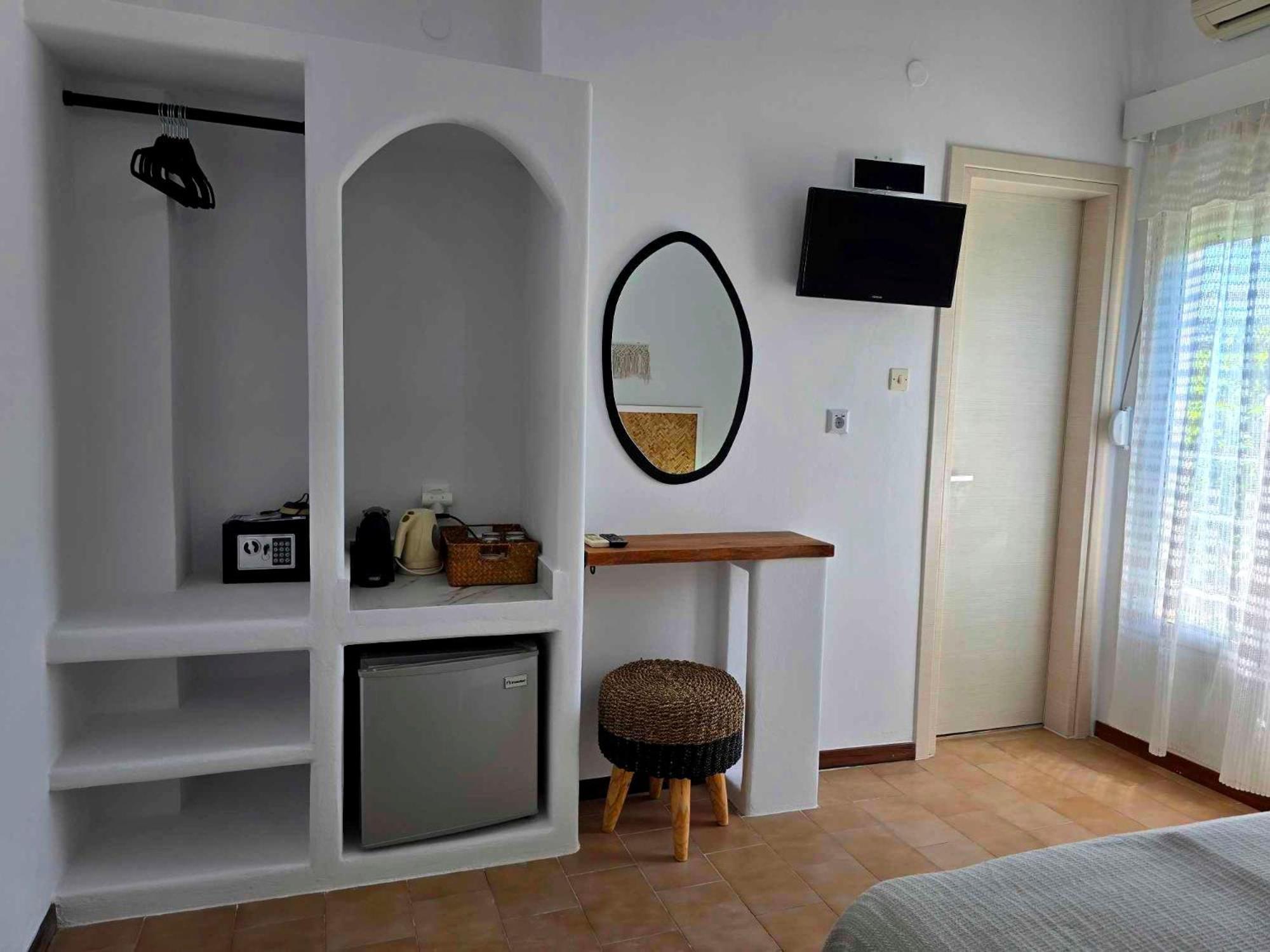 Papafotis & Apart Otel 3*